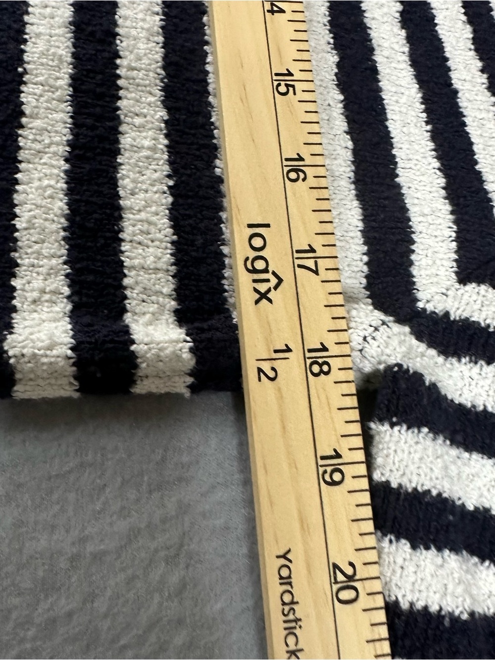 Ann Taylor LOFT Navy White Striped V-Neck Henley Sweater Size M Classic Nautical - Picture 6 of 7